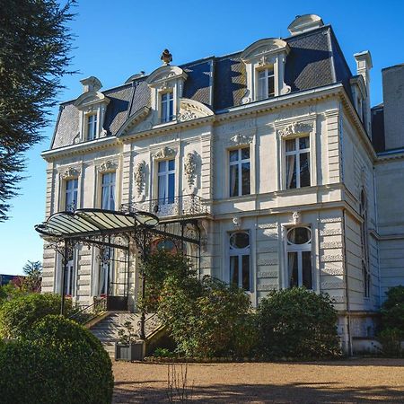 Chateau La Comtesse De Loire & Spa Сомюр Экстерьер фото